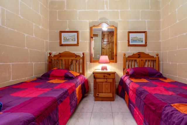 Bellavista - Comfortable Seafront Apartment With Central Heating - 3 Bedrooms, 2 Bathrooms Marsalforn Buitenkant foto